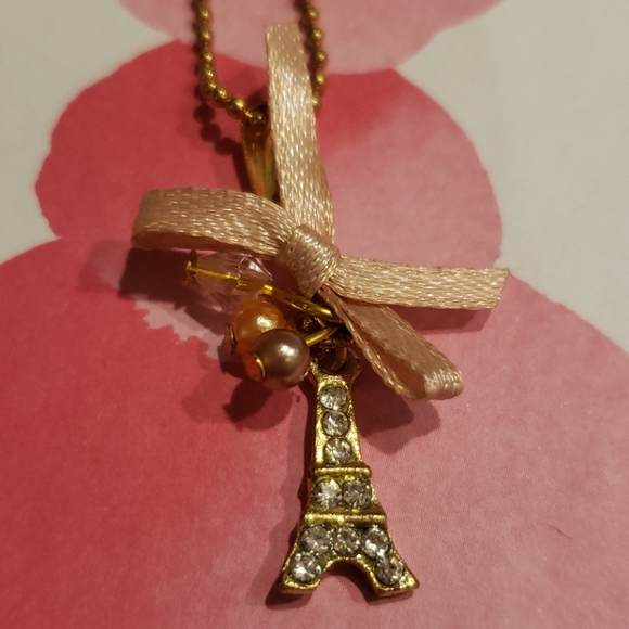 Necklace - Picture 2 of 3